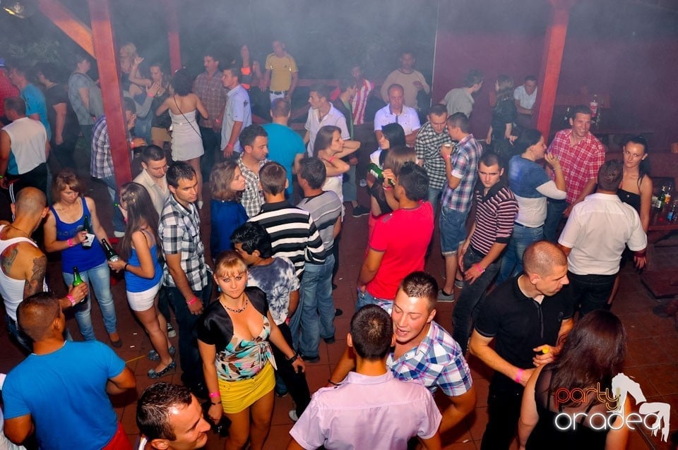 Party cu Peat Jr în Disco Faház, 