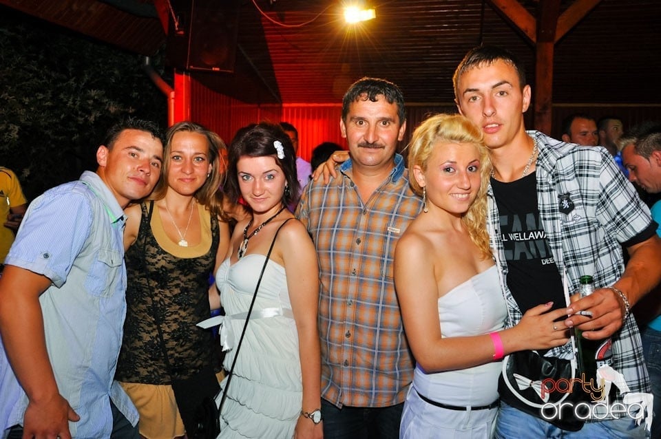 Party cu Peat Jr în Disco Faház, 