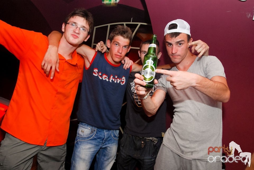 Party cu RHM în Club Atti's, 