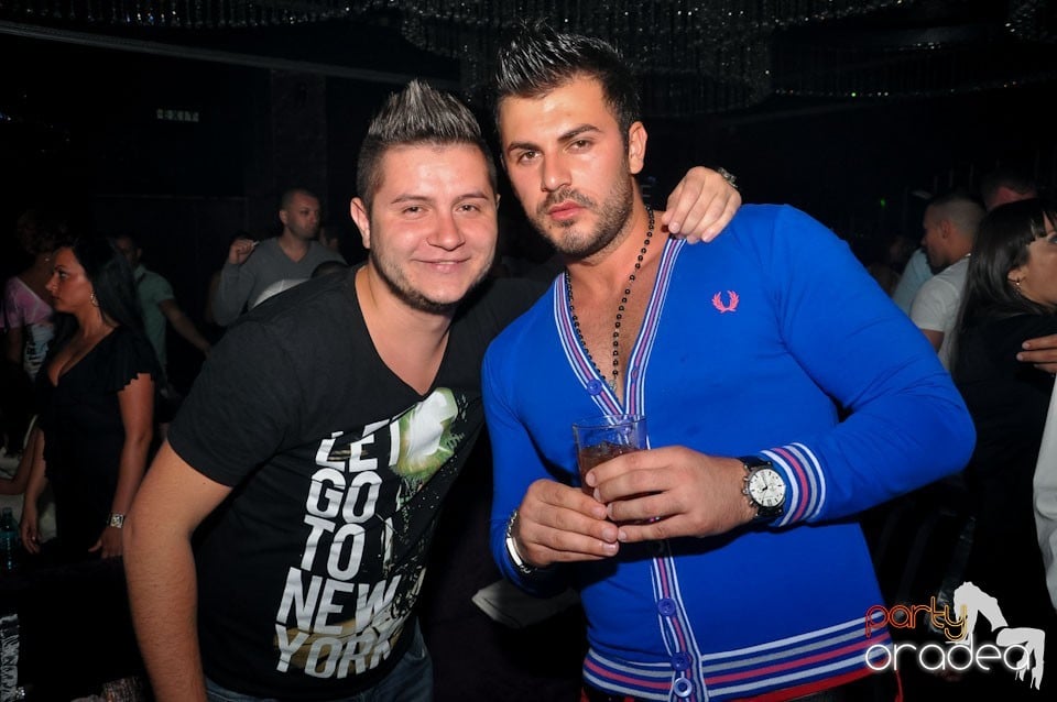 Party cu Roboman în The One, 