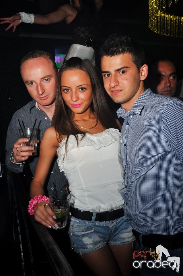 Party cu Roboman în The One, 