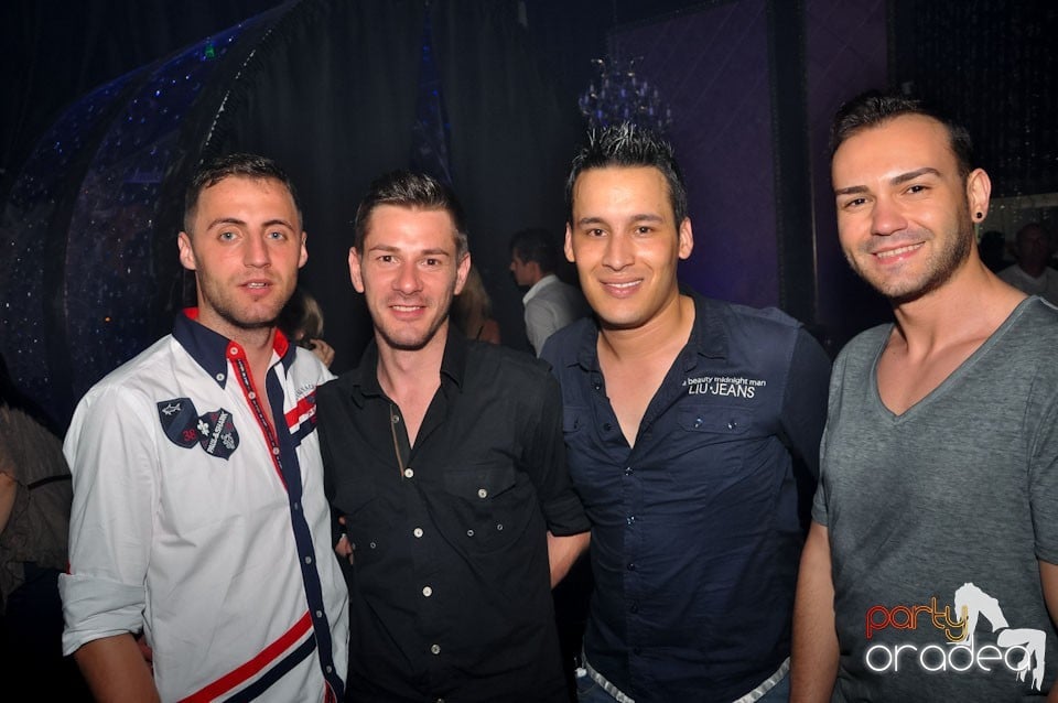 Party cu Roboman în The One, 