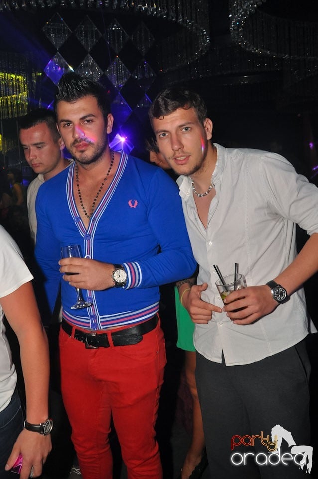 Party cu Roboman în The One, 