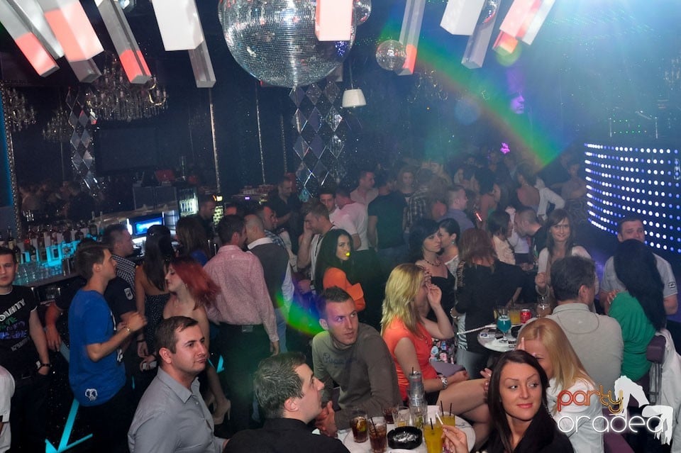 Party cu Roboman în The One, 