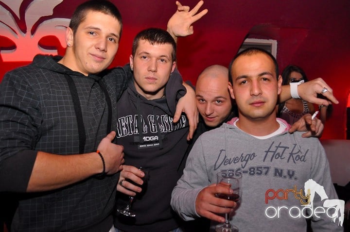 Party în Club Atti's, 