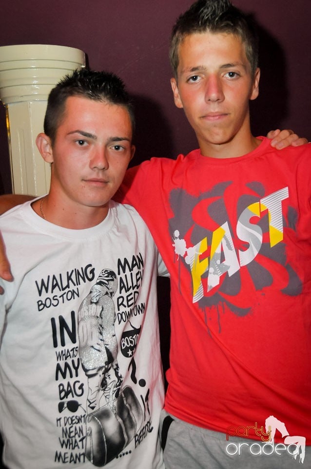 Party în Club Atti's, 