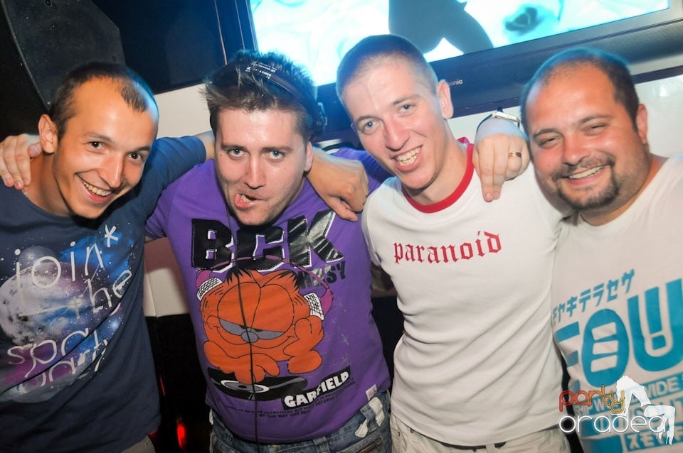 Party în Club Atti's, 