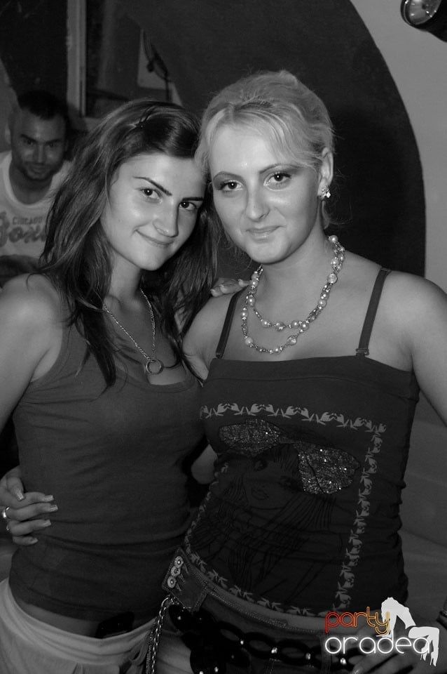 Party în Club Atti's, 