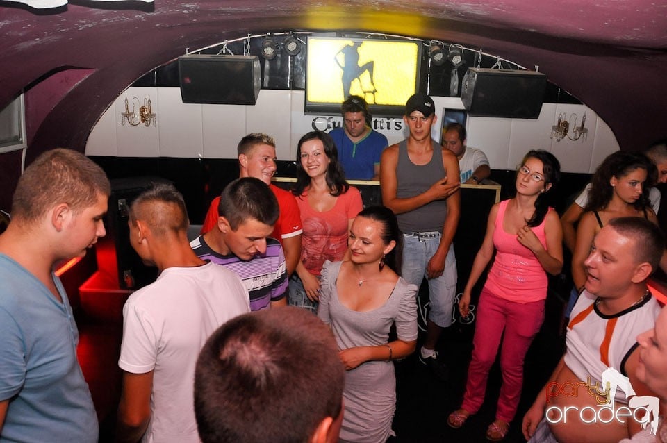 Party în Club Atti's, 