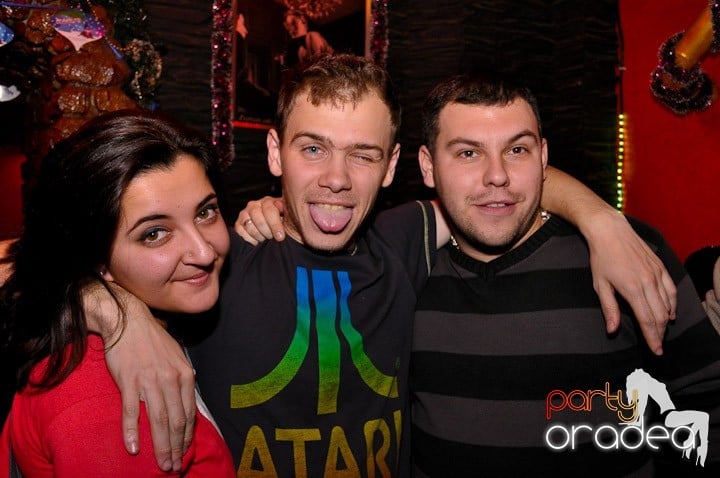 Party în Club Downtown, 