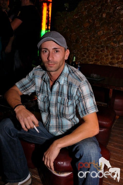 Party în Club Downtown, 