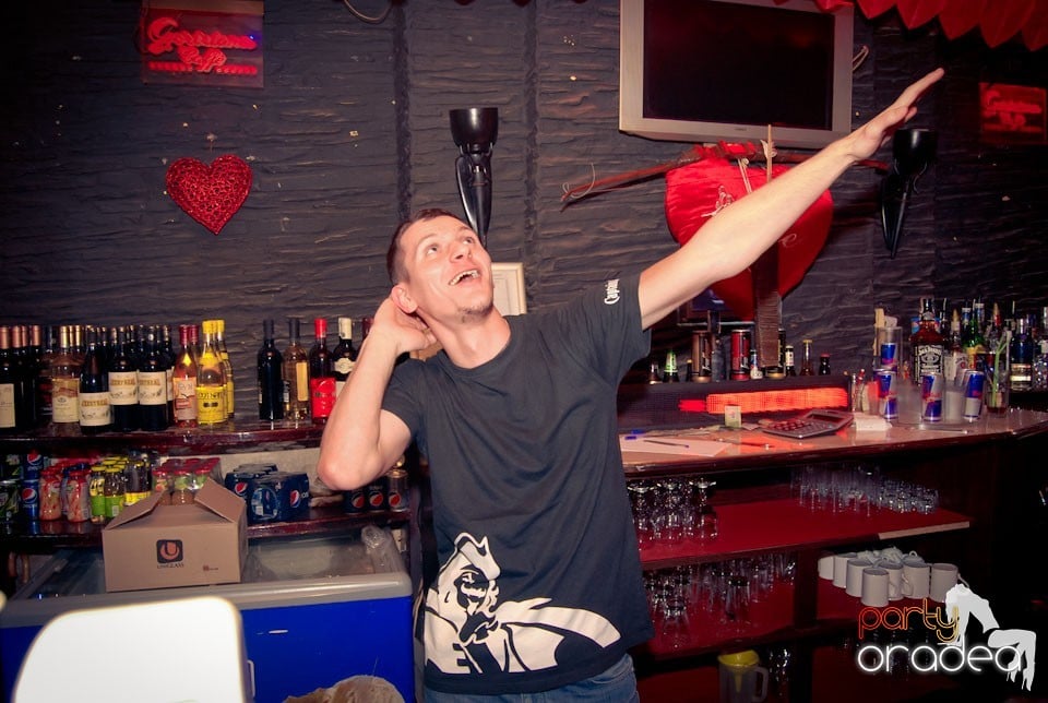 Party în Club Downtown, 