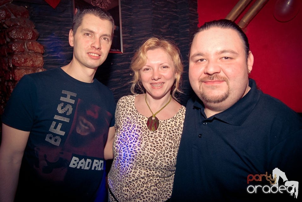 Party în Club Downtown, 