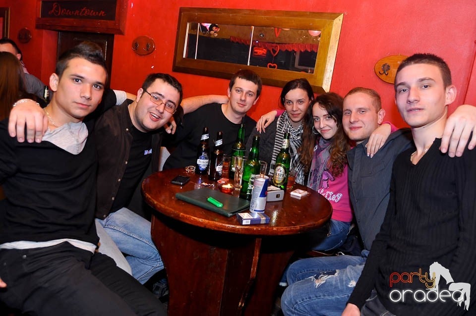 Party în Club Downtown, 