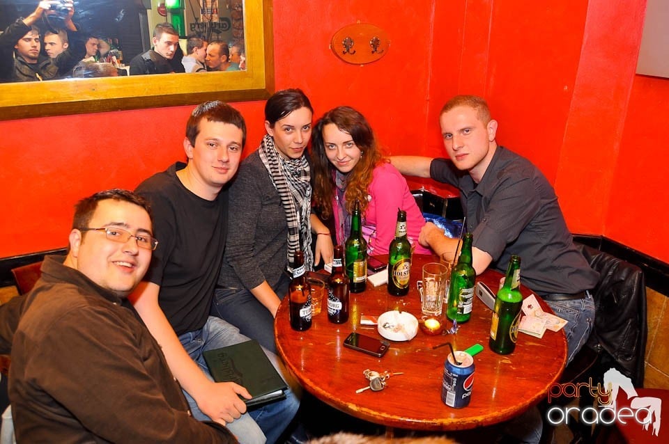 Party în Club Downtown, 