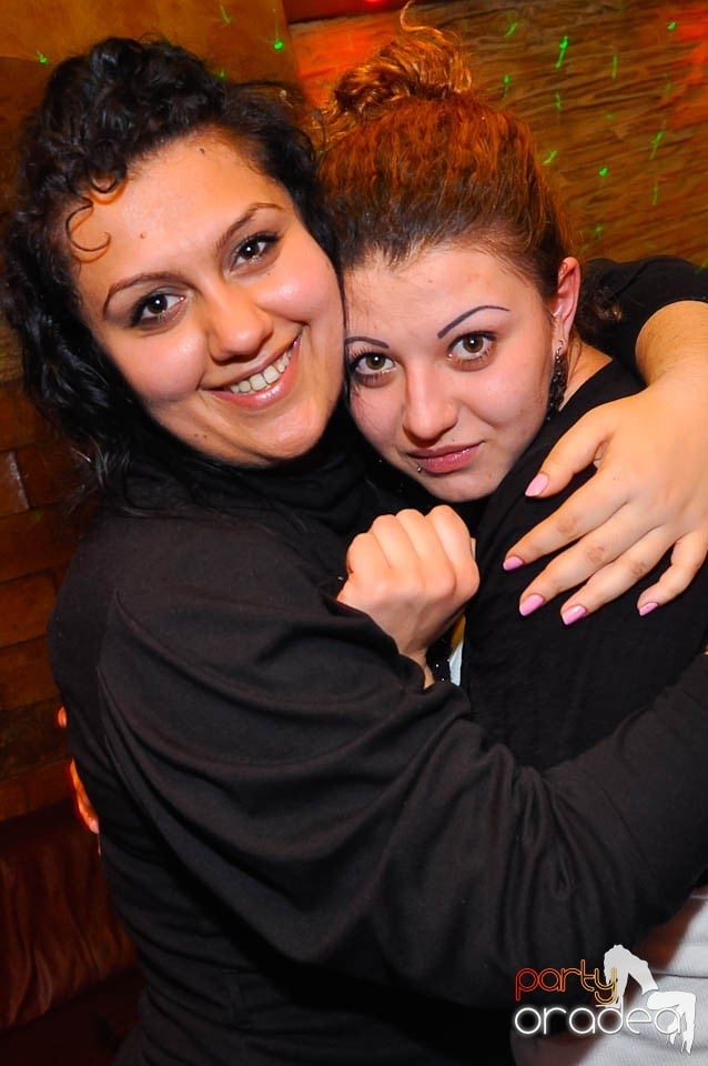 Party în Club Downtown, 