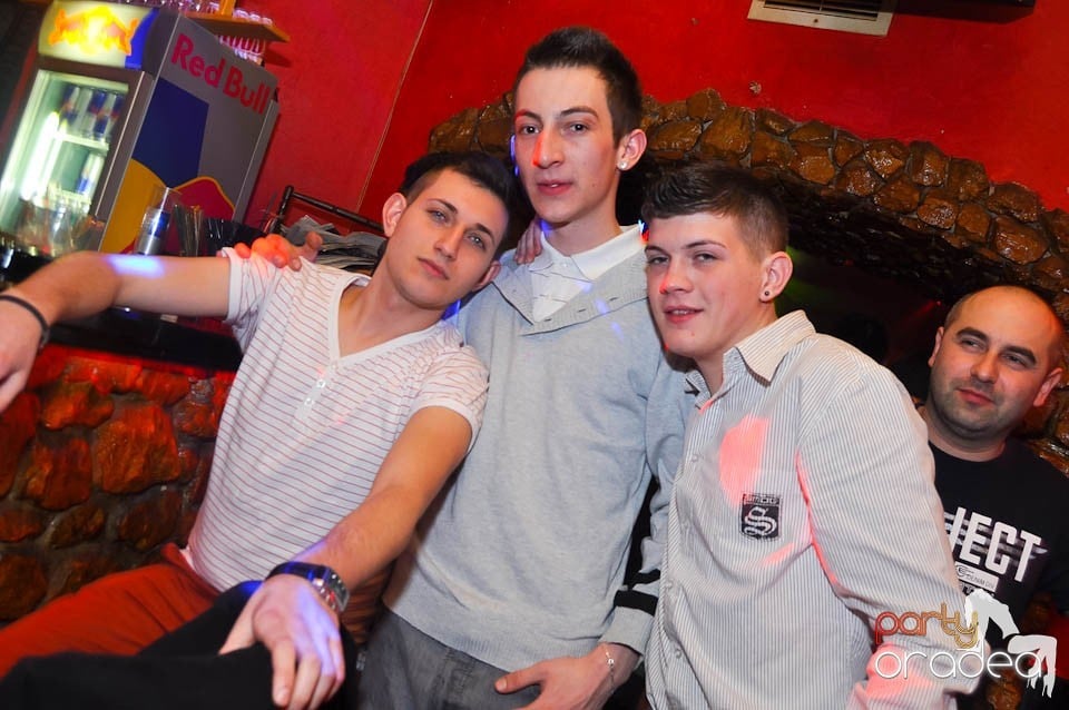 Party în Club Downtown, 