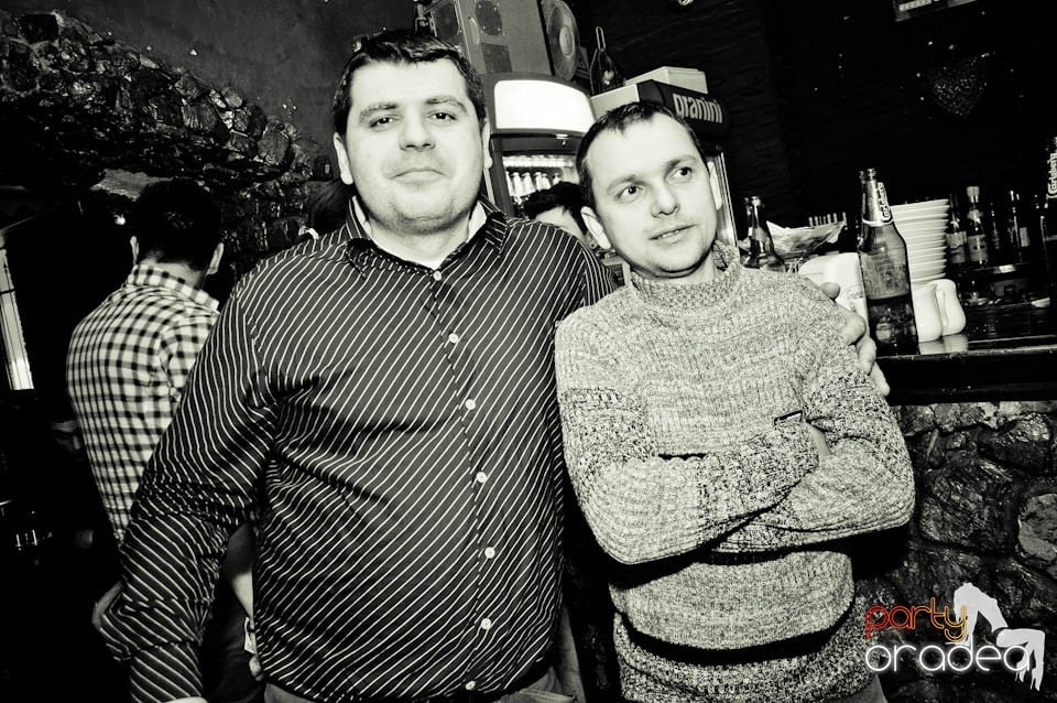 Party în Club Downtown, 