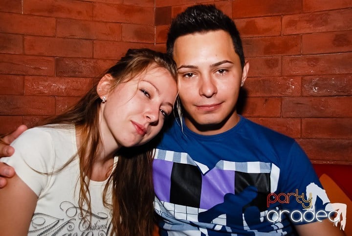 Party în Club Escape, 