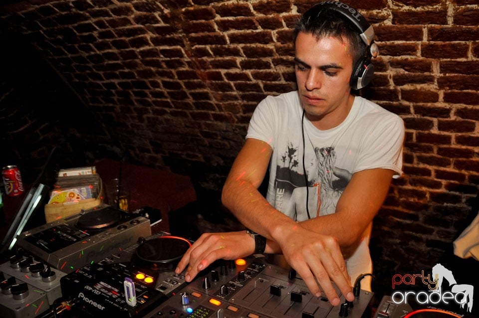 Party în Club Escape, 