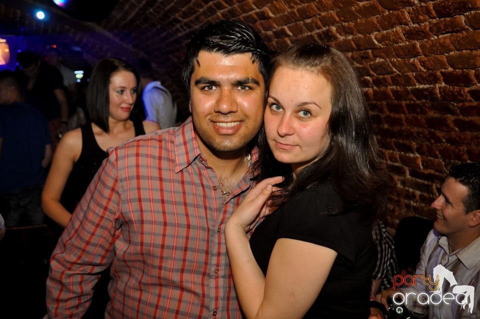 Party în Club Escape, 