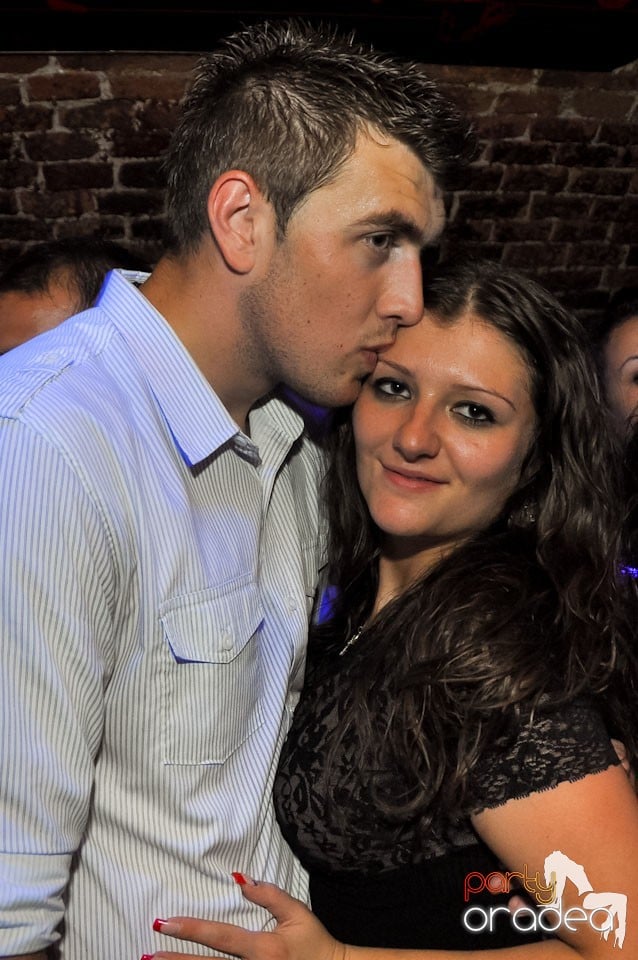 Party în Club Escape, 