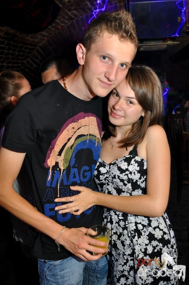 Party în Club Escape, 