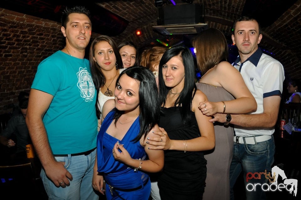 Party în Club Escape, 