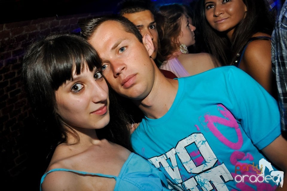 Party în Club Escape, 