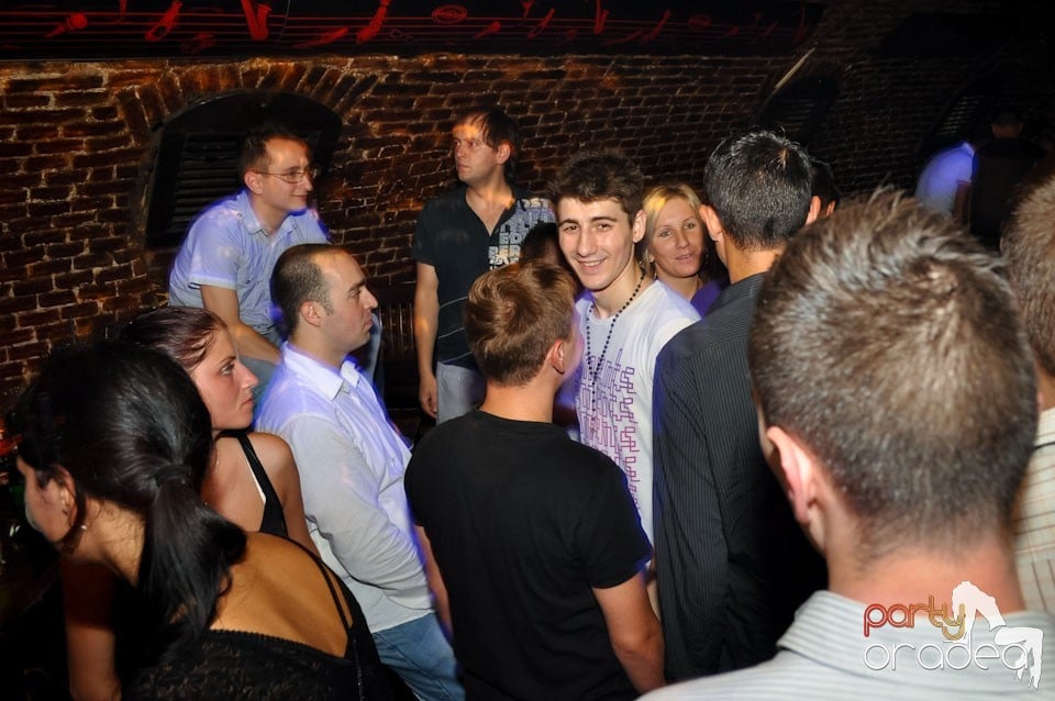 Party în Club Escape, 