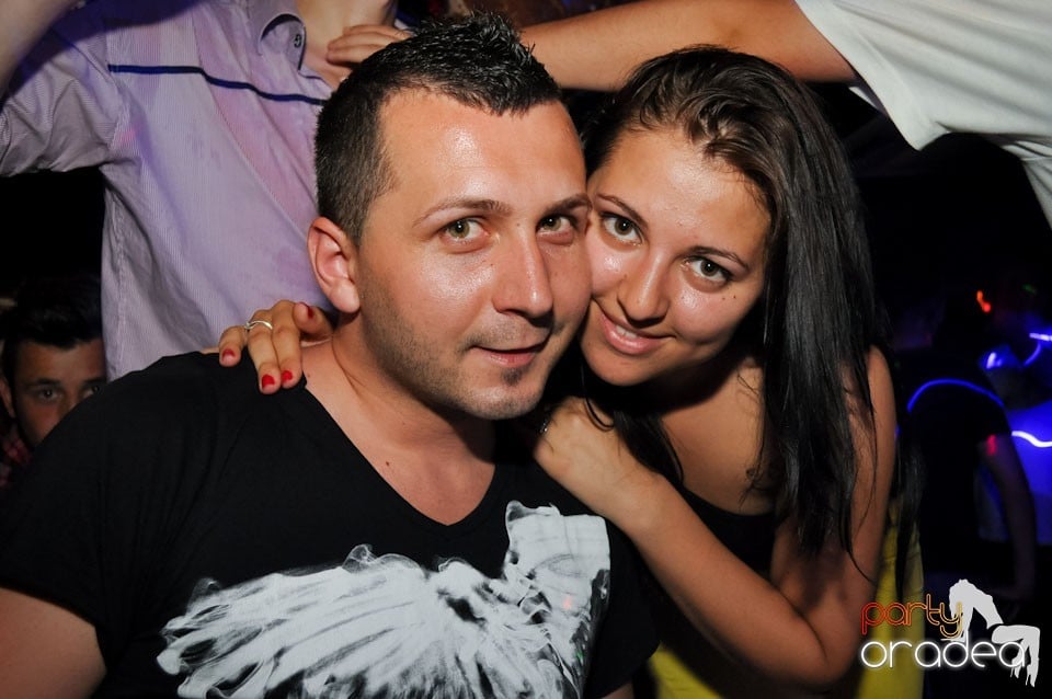 Party în Club Escape, 