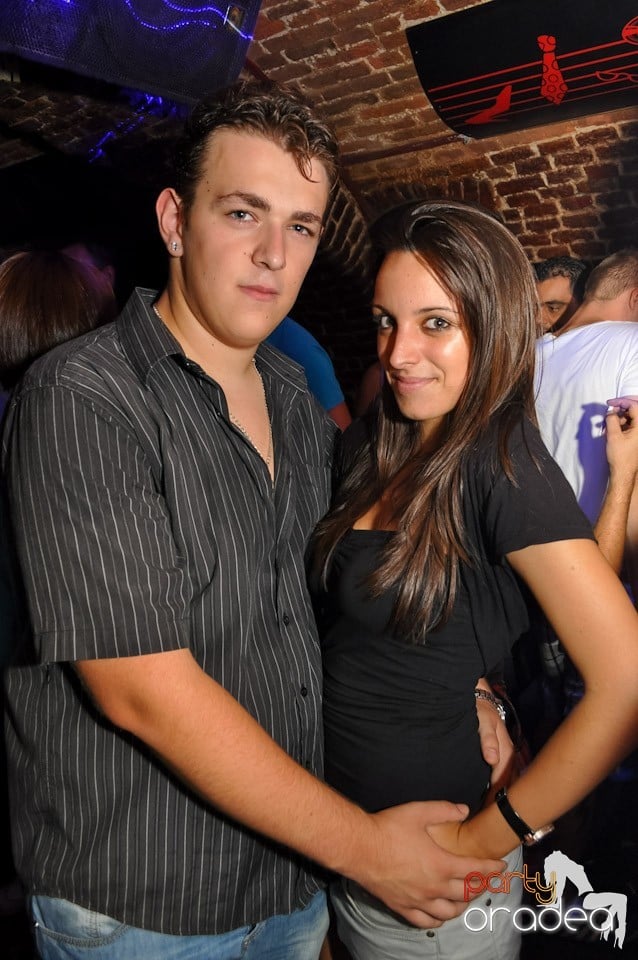 Party în Club Escape, 