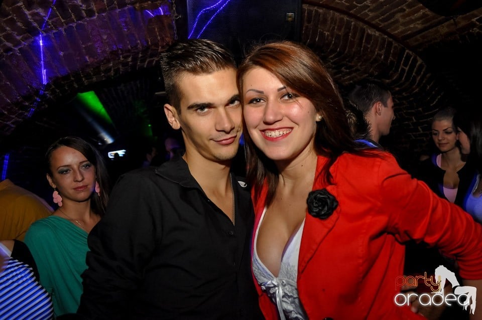 Party în Club Escape, 