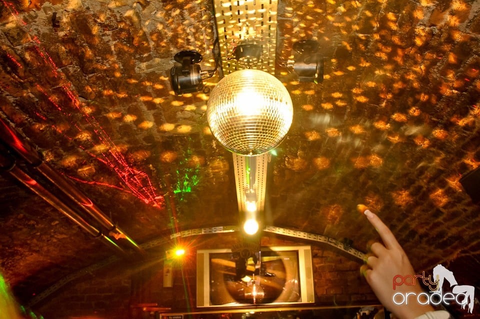 Party în Club Escape, 