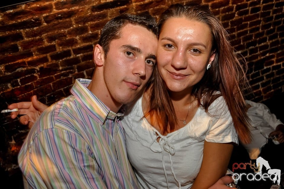 Party în Club Escape, 