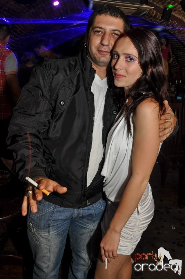 Party în Club Escape, 