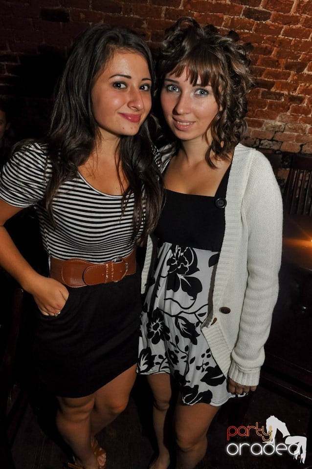 Party în Club Escape, 