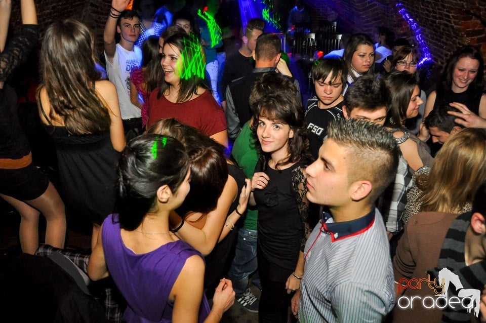 Party în Club Escape, 