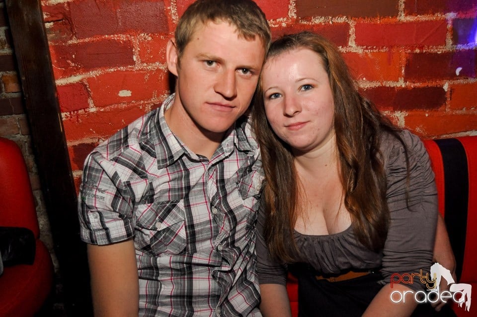 Party în Club Escape, 