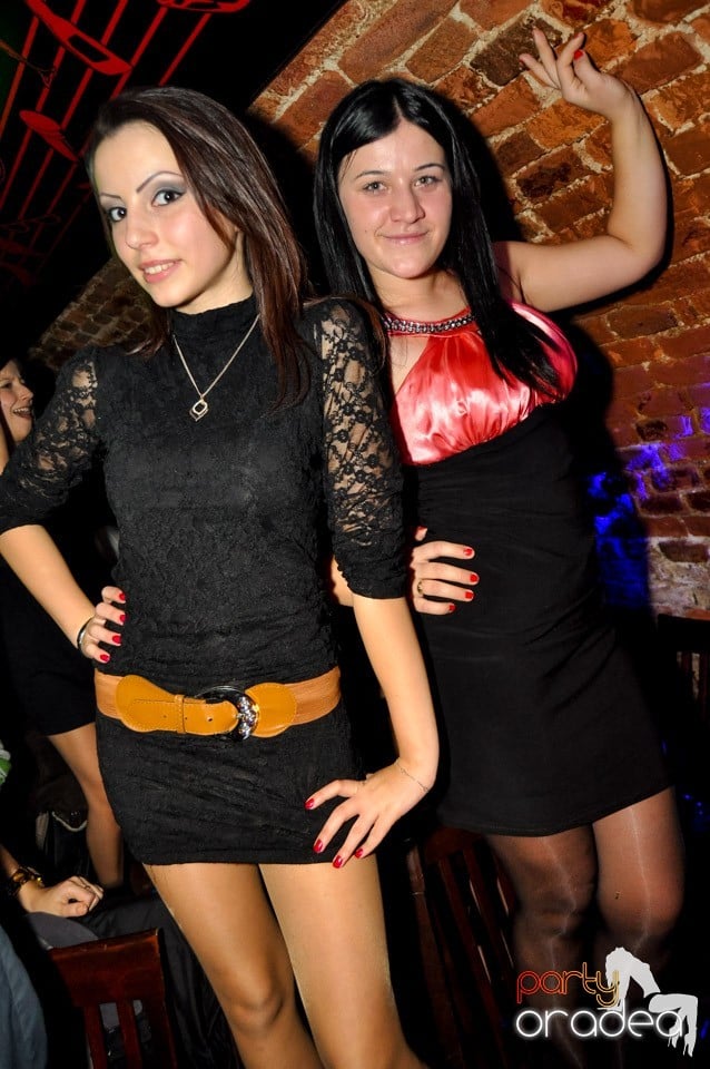 Party în Club Escape, 