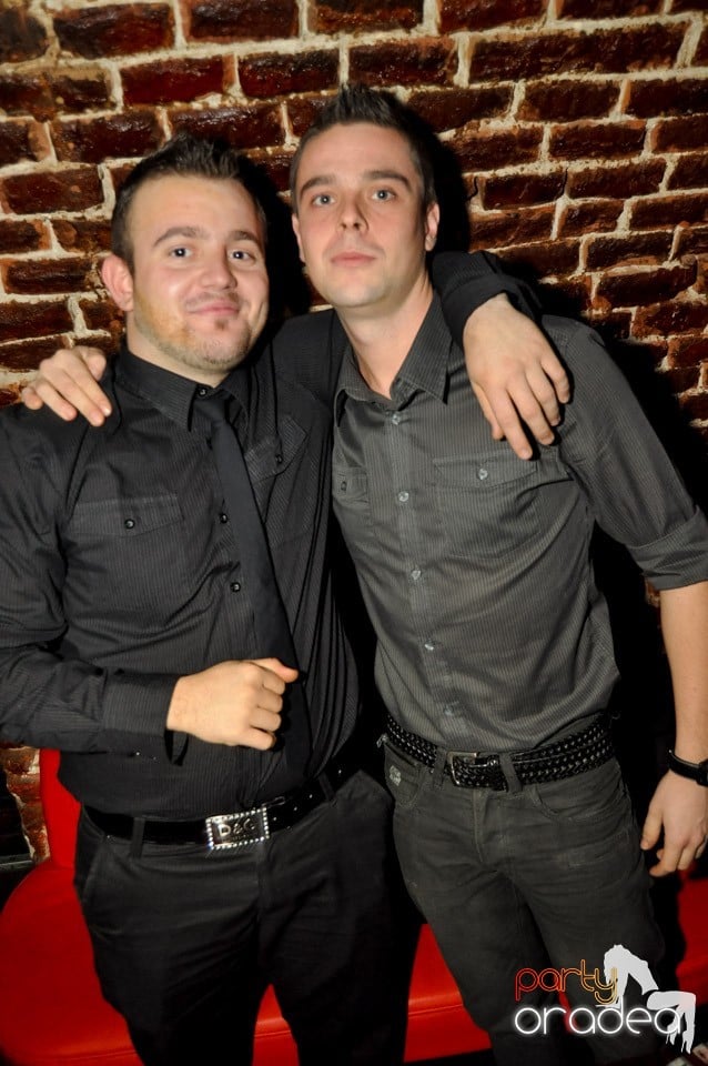 Party în Club Escape, 