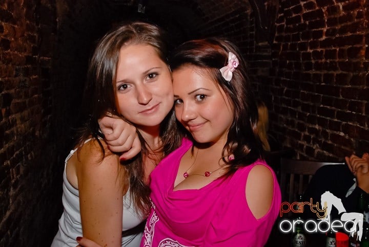 Party în Club Escape, 