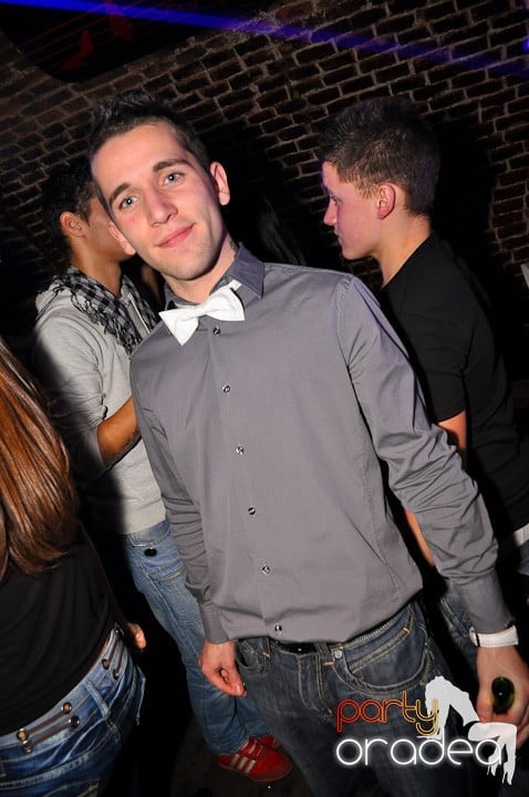 Party în Club Escape, 