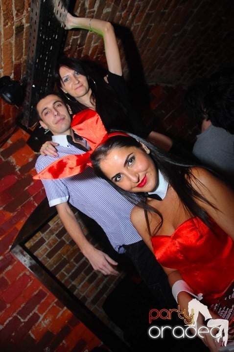 Party în Club Escape, 