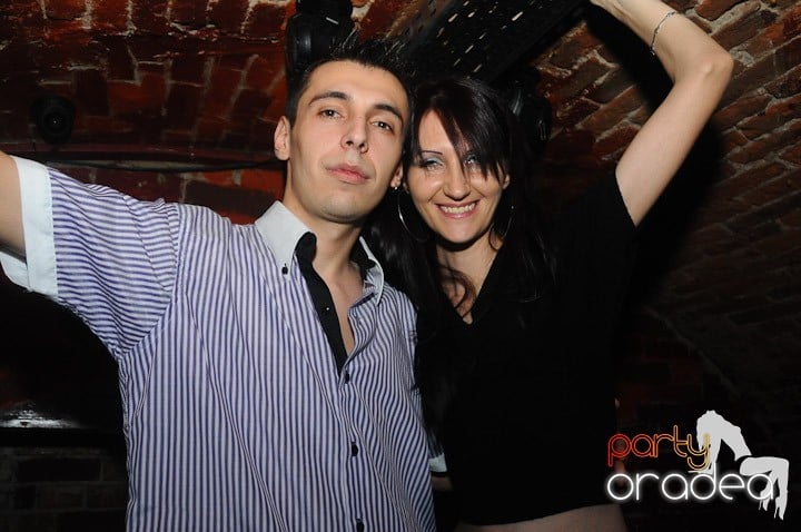 Party în Club Escape, 