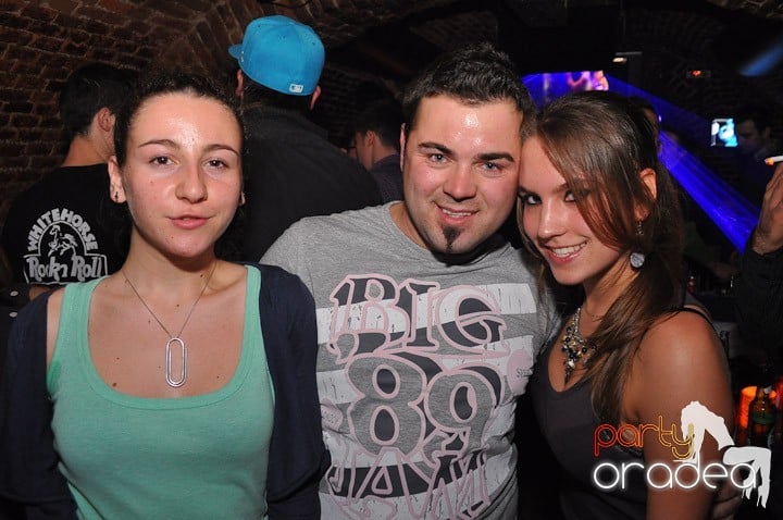 Party în Club Escape, 