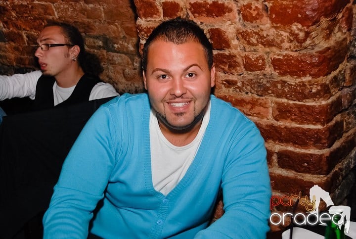 Party în Club Escape, 