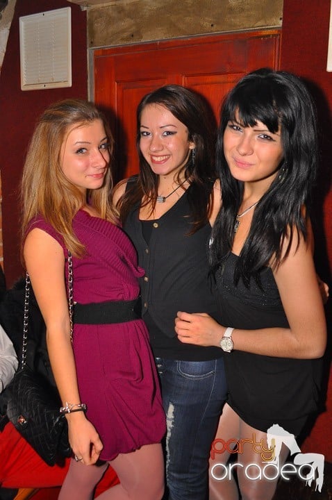 Party în Club Escape, 