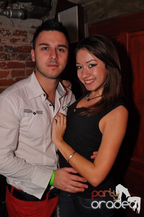 Party în Club Escape, 