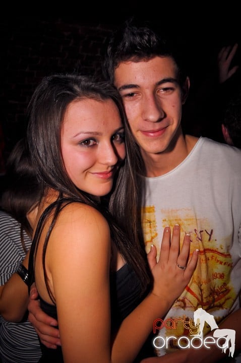 Party în Club Escape, 